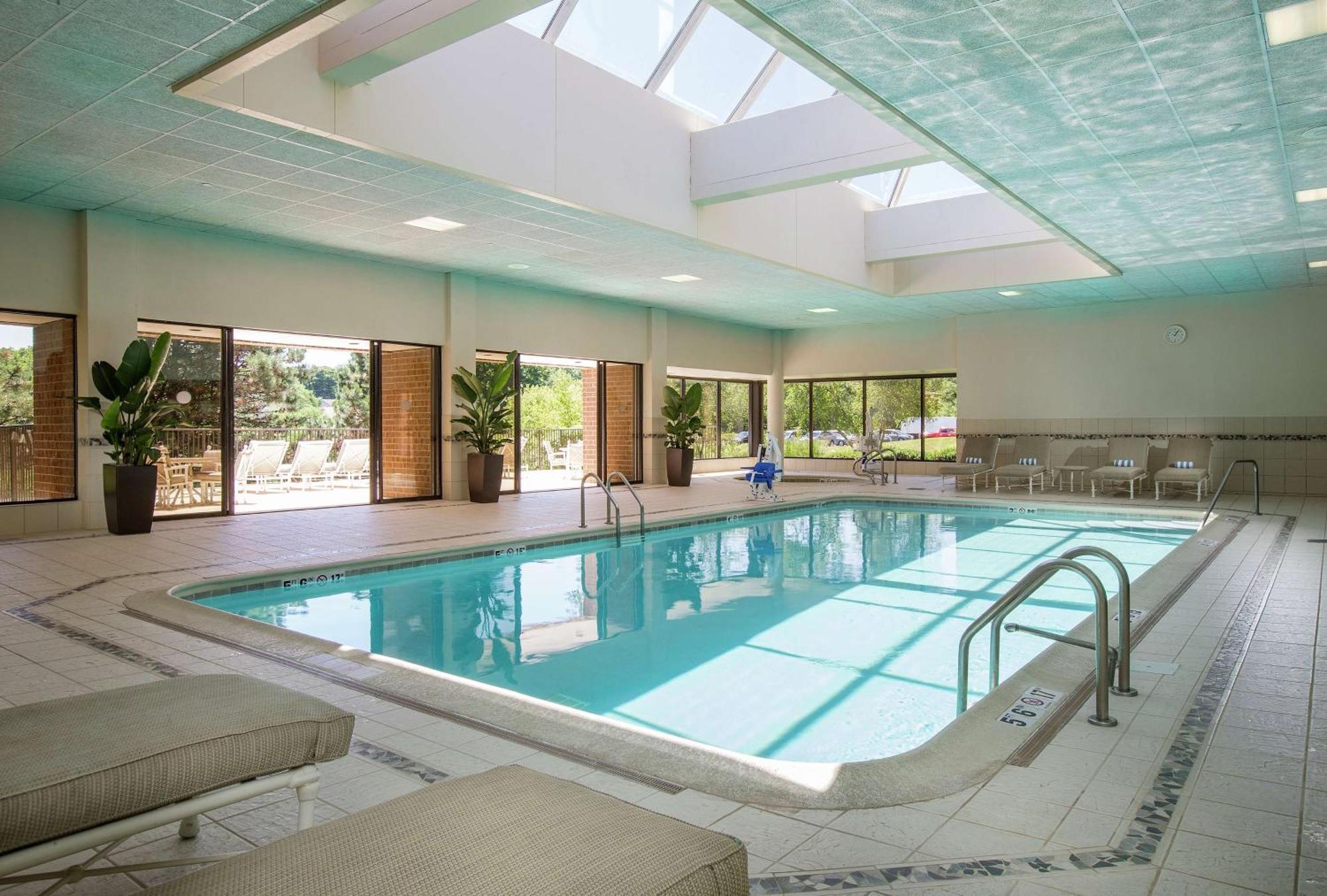Doubletree By Hilton Lisle Naperville Экстерьер фото