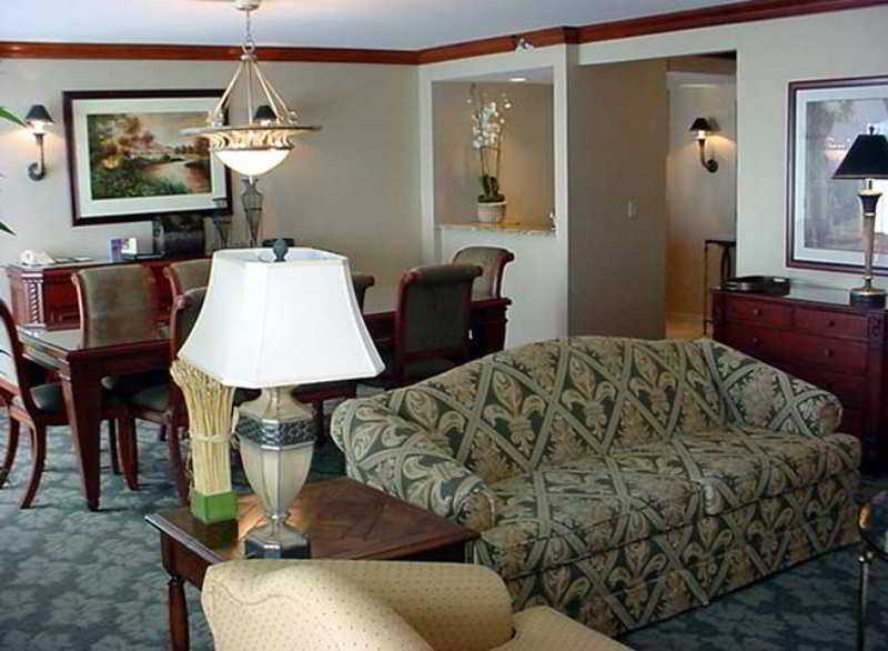 Doubletree By Hilton Lisle Naperville Экстерьер фото